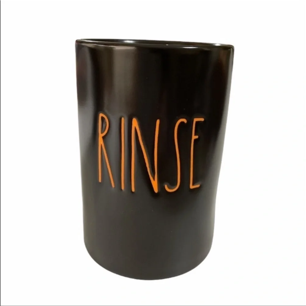 RAE DUNN HALLOWEEN BATHROOM SET
